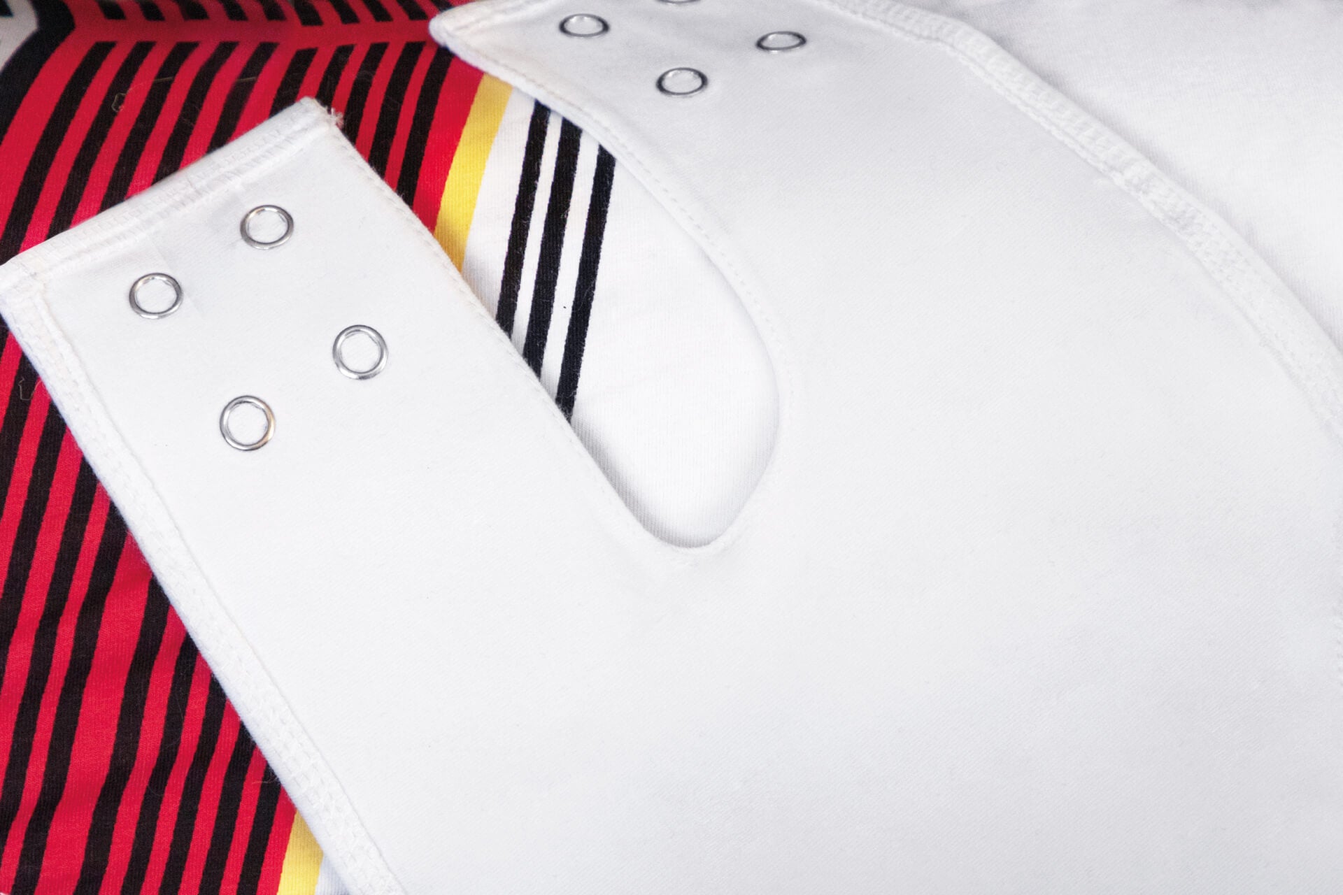 Wundschutz Anzug- Schutz von Wunden, OP-Nähten und juckenden Stellen